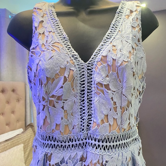 Romeo & Juliet BLUE Women's Floral Eyelet Lace
Illusion A-line Midi Dress - Picture 2 of 5